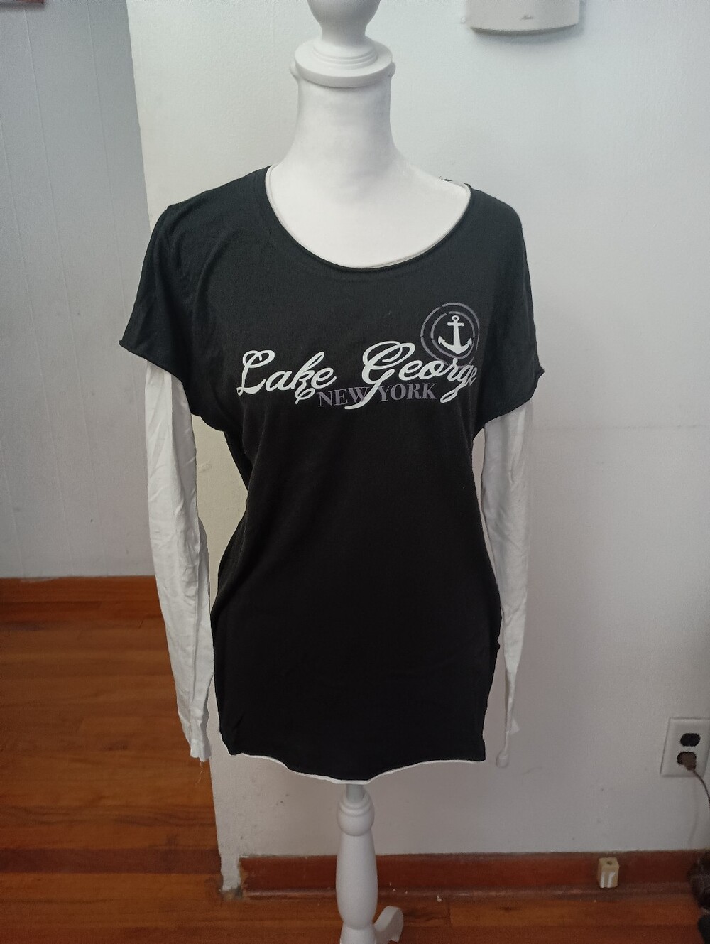 3/$10 🌟 EUC Ladies Black & White Lake George NY Long Sleeve Shirt Top XL  2/2